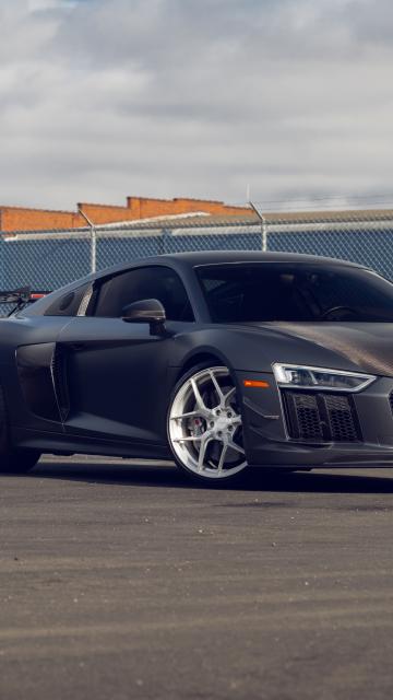 Audi R8