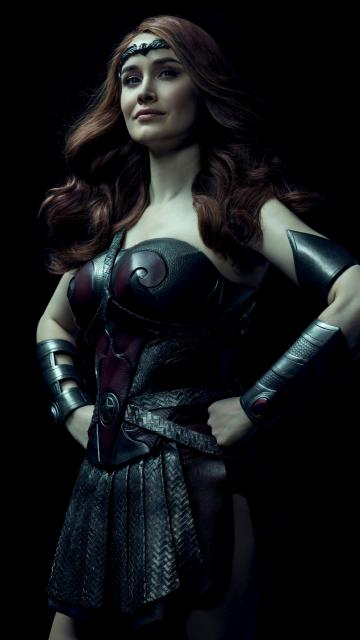 Dominique McElligott