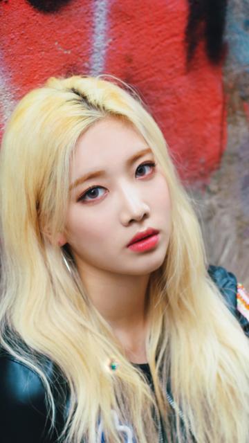 Kim Lip